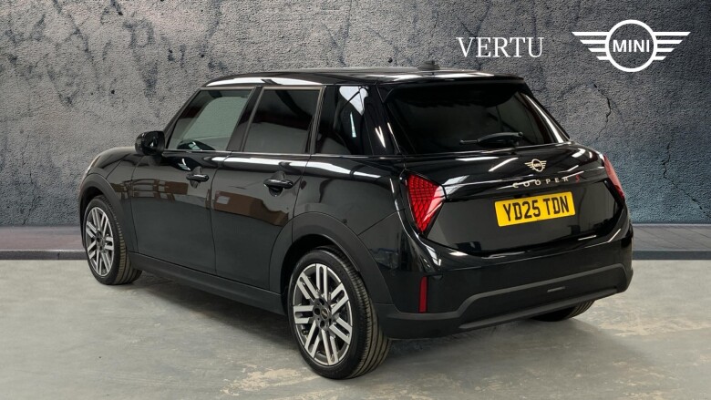 MINI Cooper 2.0 S Classic 5dr Auto Petrol Hatchback